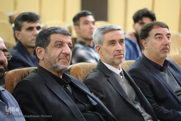 رونمایی از قالیچه اصیل ملایر با حضور وزير میراث فرهنگی، گردشگری و صنایع دستی‎‎