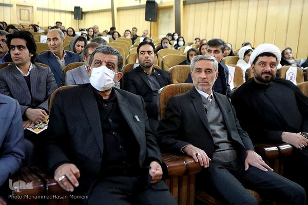 رونمایی از قالیچه اصیل ملایر با حضور وزير میراث فرهنگی، گردشگری و صنایع دستی‎‎