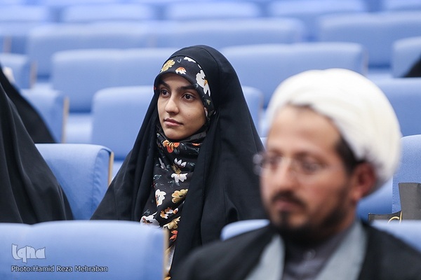 کمسیون‌های بزرگداشت علامه مصباح یزدی(ره)