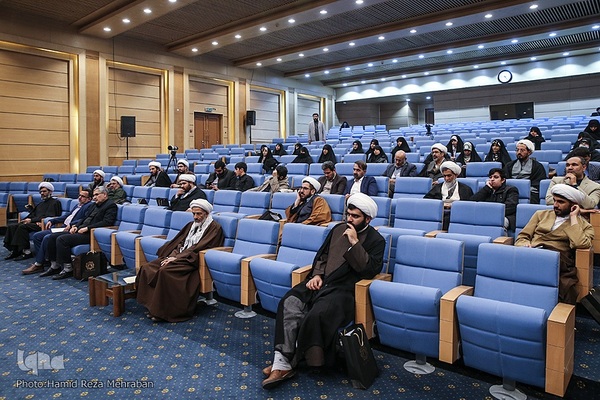 کمسیون‌های بزرگداشت علامه مصباح یزدی(ره)