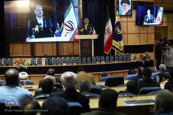 دومین همایش کارمند تراز مکتب حاج قاسم