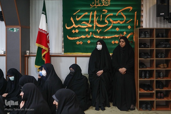 آیین وداع با پیکر شهید دفاع مقدس در بیمارستان نجمیه