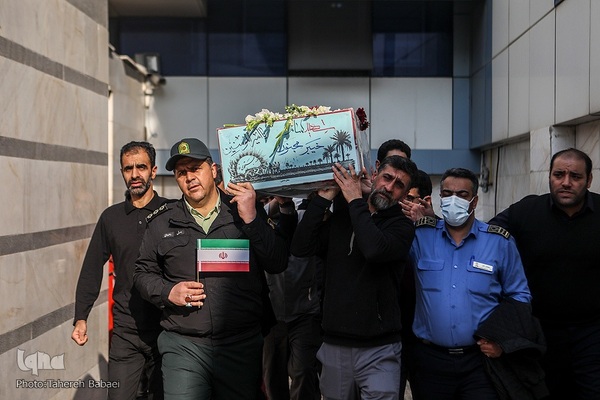 آیین وداع با پیکر شهید دفاع مقدس در بیمارستان نجمیه