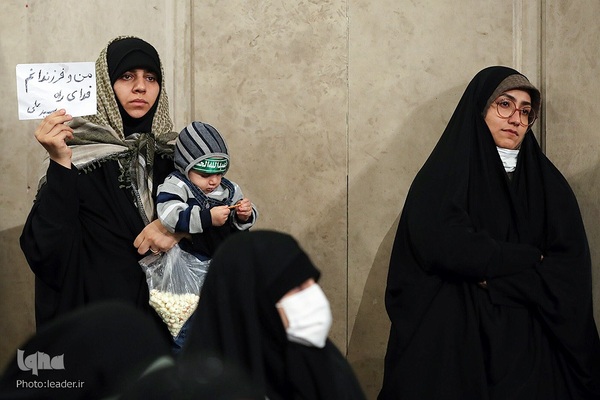 دیدار جمعی از بانوان فرهیخته کشور با رهبر انقلاب اسلامی