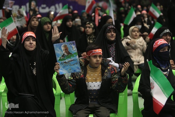 اجتماع بزرگ «دختران حاج قاسم» در ورزشگاه ۱۲ هزار نفری آزادی