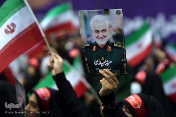 اجتماع بزرگ «دختران حاج قاسم» در ورزشگاه ۱۲ هزار نفری آزادی