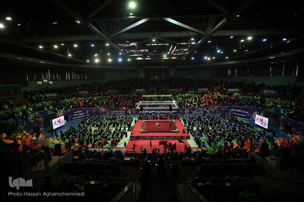 اجتماع بزرگ «دختران حاج قاسم» در ورزشگاه ۱۲ هزار نفری آزادی