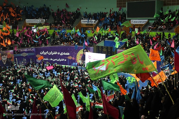 اجتماع بزرگ «دختران حاج قاسم» در ورزشگاه ۱۲ هزار نفری آزادی
