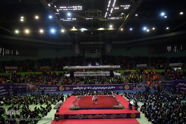اجتماع بزرگ «دختران حاج قاسم» در ورزشگاه ۱۲ هزار نفری آزادی