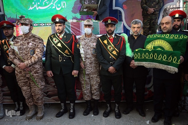 آیین خاکسپاری پیکر مطهر شهید گمنام دوران دفاع مقدس در وزارت تعاون، کار و رفاه اجتماعی