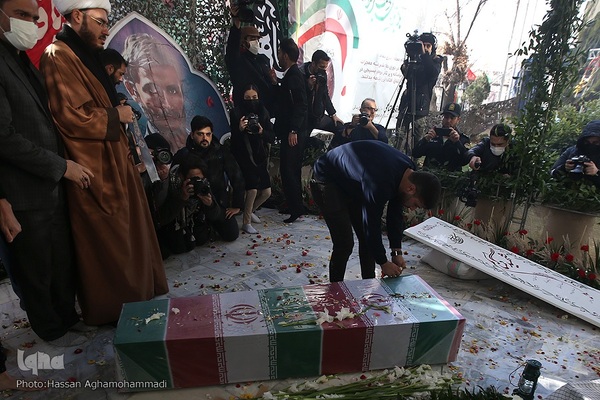 آیین خاکسپاری پیکر مطهر شهید گمنام دوران دفاع مقدس در وزارت تعاون، کار و رفاه اجتماعی