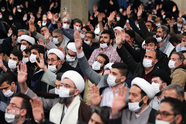 دیدار جمعی از مردم قم با رهبر معظم انقلاب