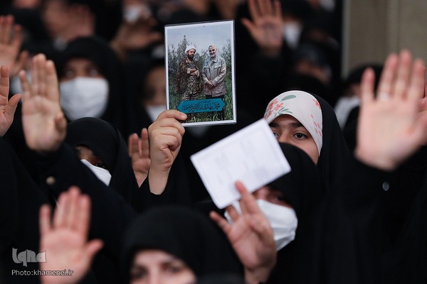 دیدار جمعی از مردم قم با رهبر معظم انقلاب