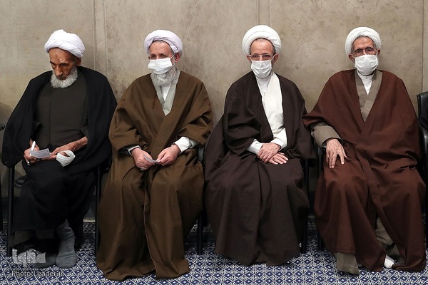 دیدار جمعی از مردم قم با رهبر معظم انقلاب