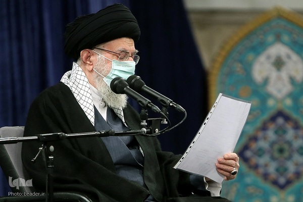 حضرت آیت‌الله خامنه‌ای، رهبرمعظم انقلاب اسلامی