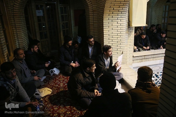 اجتماع حوزویان خراسان در حمایت از رهبر انقلاب