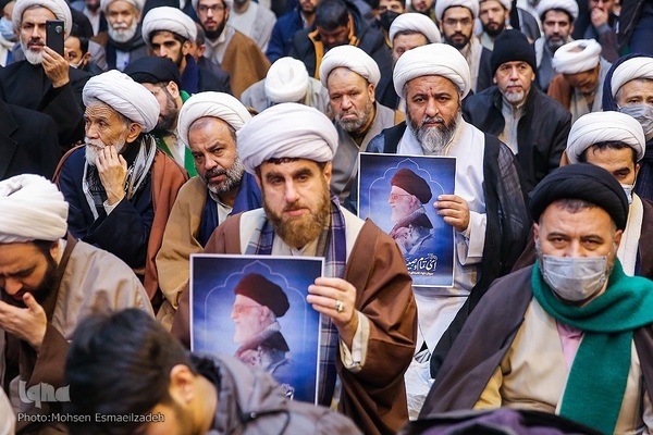 اجتماع حوزویان خراسان در حمایت از رهبر انقلاب