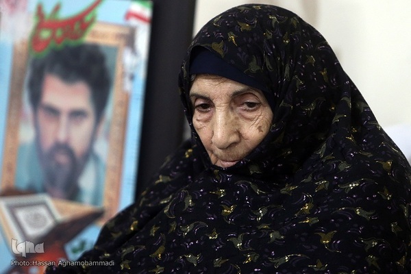 مادر شهیدان داود و مجید کشتکار سهی