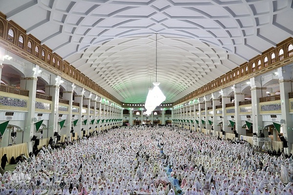 جشن شکوفایی (تکلیف) دانش آموزان دختر تبریز