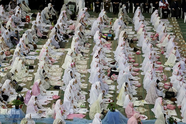 جشن شکوفایی (تکلیف) دانش آموزان دختر تبریز