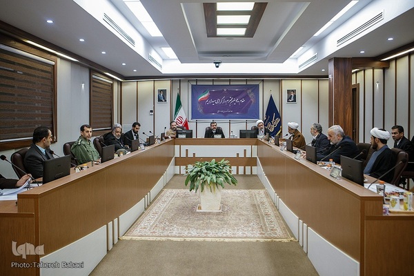 جلسه کمیسیون تبلیغ و ترویج با حضور وزیر ارشاد