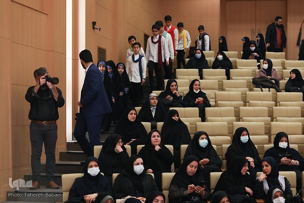 مراسم تجلیل از بانوان قرآنی وزرت نیرو