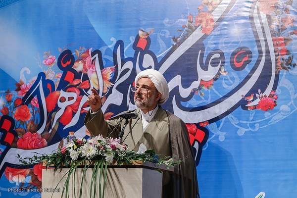 مراسم تجلیل از بانوان قرآنی وزرت نیرو