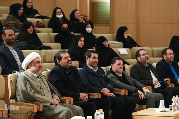 مراسم تجلیل از بانوان قرآنی وزرت نیرو