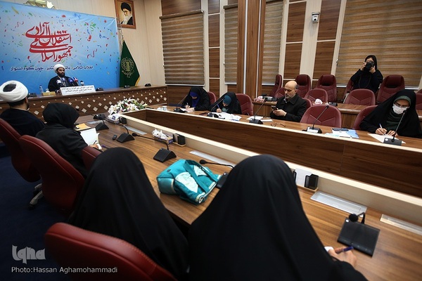 نشست خبری کمیته قرآن و ادیان‌ الهی ستاد مرکزی دهه فجر انقلاب اسلامی