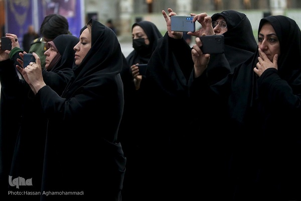 مراسم تجدید میثاق جامعه قرآنی کشور با آرمان‌های معمار کبیر انقلاب اسلامی، امام خمینی(ره) در حرم مطهر امام راحل