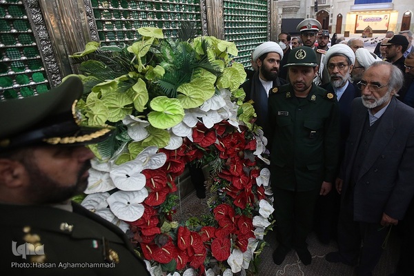 مراسم تجدید میثاق جامعه قرآنی کشور با آرمان‌های معمار کبیر انقلاب اسلامی، امام خمینی(ره) در حرم مطهر امام راحل