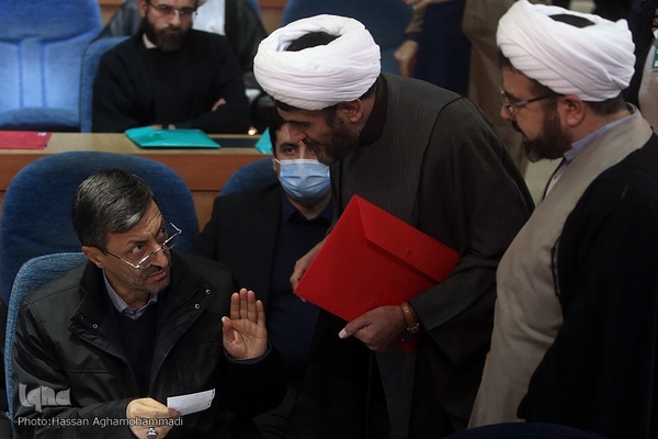  پرویز فتاح، رییس بنیاد مستضعفان در بیست‌ونهمین اجلاس سراسری نماز
