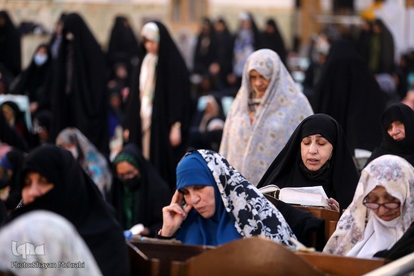 شب لیلة‌الرّغائب در آستان مقدس حضرت عبدالعظیم(ع)