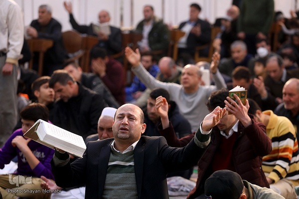 شب لیلة‌الرّغائب در آستان مقدس حضرت عبدالعظیم(ع)