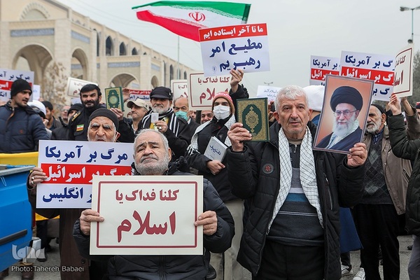 نمازگزاران در سراسر کشور اهانت به قرآن را محکوم کردند