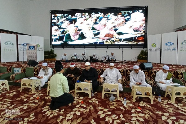 محفل قرآنی با حضور شیخ المصراوی در جشنواره رستو