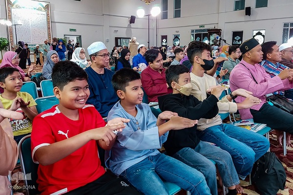 خلاقیت مربی قرآن مالزیایی در آموزش تجوید