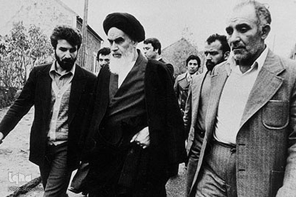 تصاویر بازگشت امام خمینی به ایران