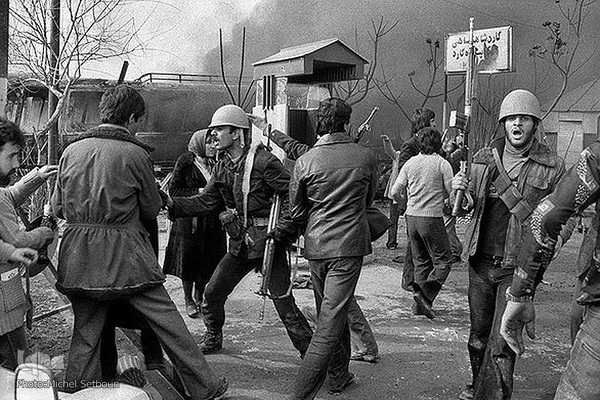 آثار میشل سِتبون ؛ واقعه نگار و عکاس فرانسوی از انقلاب اسلامی ایران