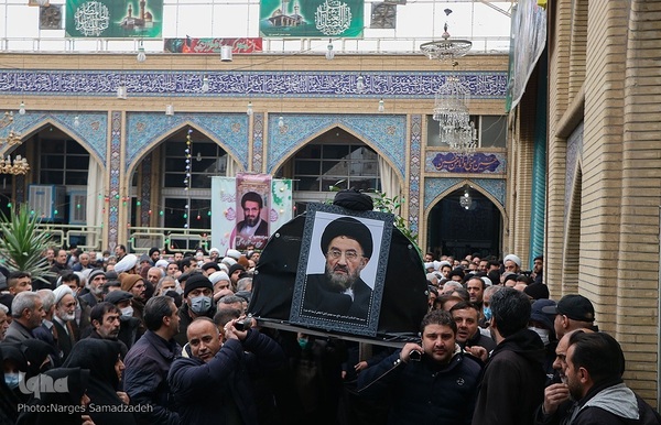 تشییع پیکر مرحوم حجت‌الاسلام ابطحی در اصفهان