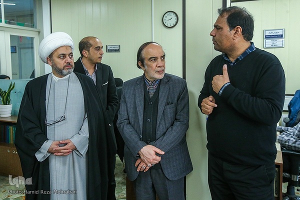 بازدید رئیس و اعضای هیئت علمی دانشکده رسانه و ارتباطات ادیان و مذاهب