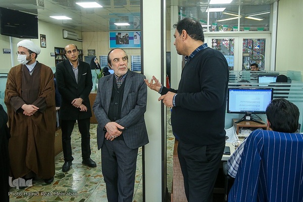 بازدید رئیس و اعضای هیئت علمی دانشکده رسانه و ارتباطات ادیان و مذاهب