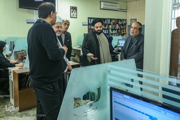 بازدید رئیس و اعضای هیئت علمی دانشکده رسانه و ارتباطات ادیان و مذاهب