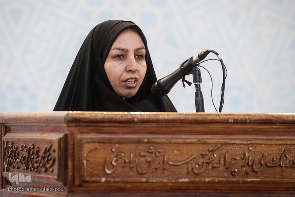 آغاز چهل‌و‌چهارمین دهه فجر انقلاب اسلامی در حرم امام خمینی(ره)