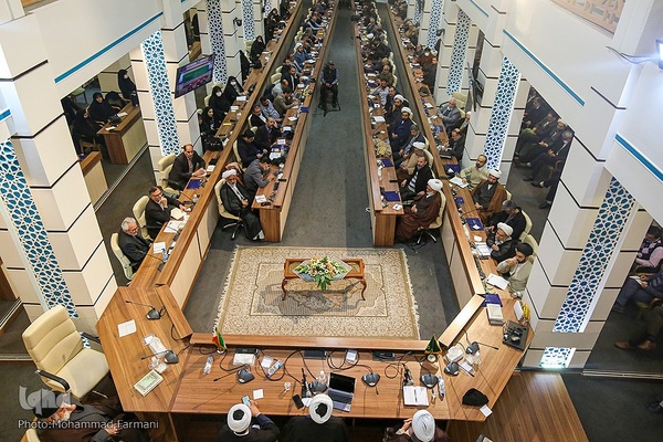 دومین روز نشست اندیشمندان و استادان درس انقلاب اسلامی