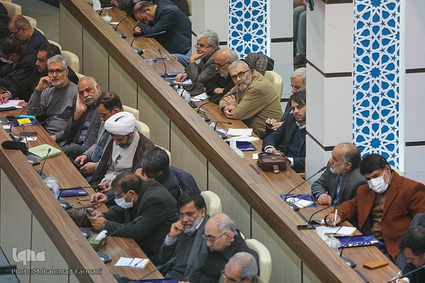 دومین روز نشست اندیشمندان و استادان درس انقلاب اسلامی