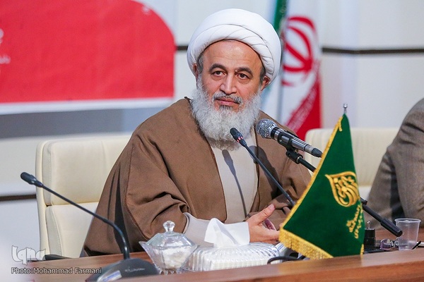 دومین روز نشست اندیشمندان و استادان درس انقلاب اسلامی