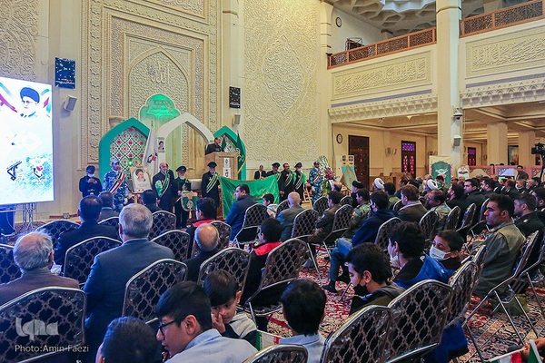 «میهمانی لاله‌ها» در حرم شاهچراغ (ع)‎‎