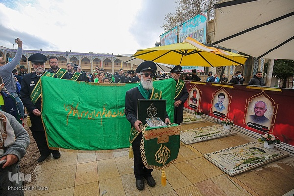 «میهمانی لاله‌ها» در حرم شاهچراغ (ع)‎‎