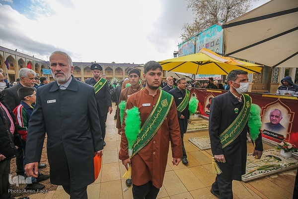 «میهمانی لاله‌ها» در حرم شاهچراغ (ع)‎‎